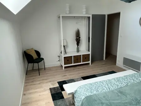 Maison contemporaine avec piscine et jardin, proche de Bourges - Photo 15