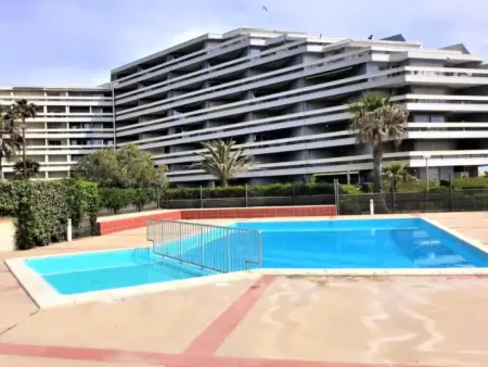 Appartement 2 pièces avec piscine et parking, accès direct plage - Photo 3