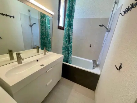 Duplex T4 Confort 6 Pers., Piscine, Parking, Centre Port à Gruissan - Photo 10