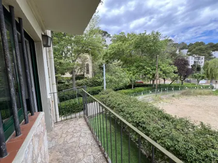 Appartement charmant à 300m de la plage avec terrasse, à Sa Riera - Photo 13