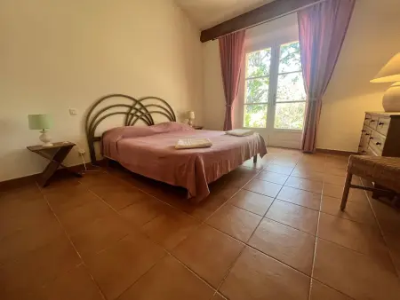 Villa 4 chambres avec piscine privée dans la verdure - Photo 11