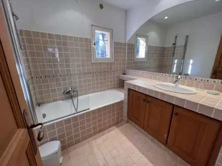 Villa 4 chambres avec piscine privée dans la verdure - Photo 14