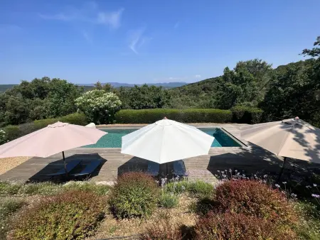 Villa 4 chambres avec piscine privée dans la verdure - Photo 16