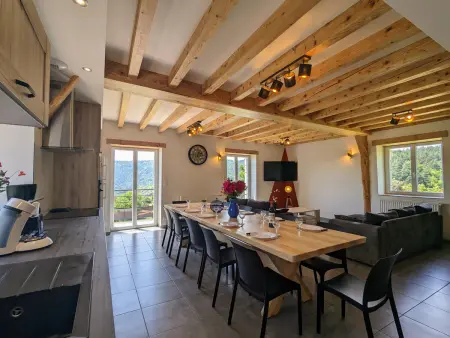Gîte authentique et confortable avec vaste terrain et vue imprenable à Saint-Privat-d'Allier - Photo 9
