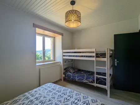 Gîte authentique et confortable avec vaste terrain et vue imprenable à Saint-Privat-d'Allier - Photo 15