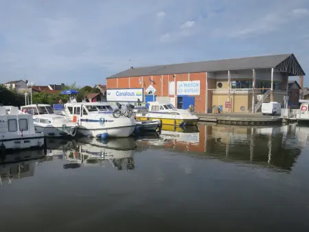 Séjour Insolite sur Bateau à Digoin, Appartement 2 personnes à Digoin - Photo 10