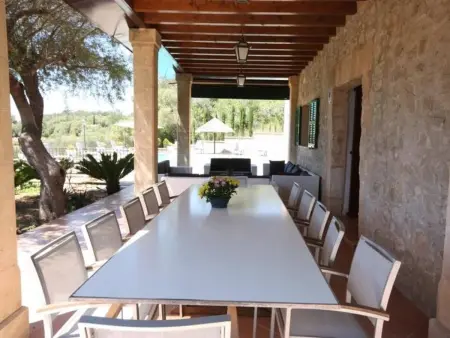 Villa à Petra : Piscine privée, Cour de Tennis, Climatisation et Confort pour 12 adultes - Photo 2