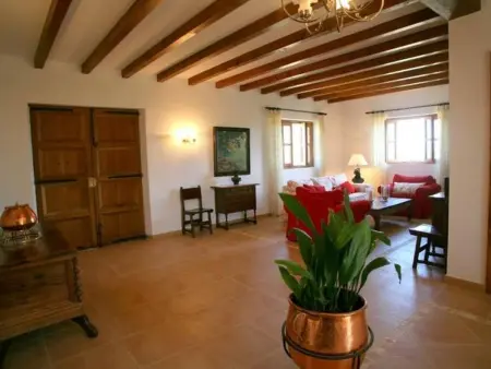 Villa à Petra : Piscine privée, Cour de Tennis, Climatisation et Confort pour 12 adultes - Photo 8