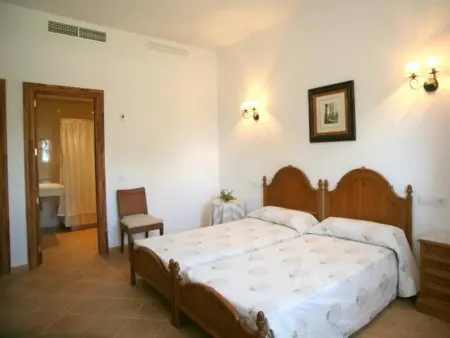 Villa à Petra : Piscine privée, Cour de Tennis, Climatisation et Confort pour 12 adultes - Photo 11