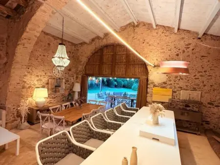 Mas Carreras : Ferme Provençale de Luxe à 20 Min de la Costa Brava, 11 Chambres, Piscine, Barbecue - Photo 22