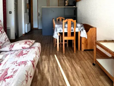 Studio cabine lumineux aux Gets, 4 pers, proche piste et commerces, parking privé - Photo 3