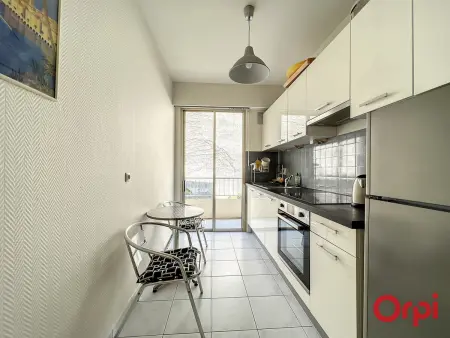 Appart climatisé avec piscine et garage sécurisé à Menton, 4 couchages - Photo 7