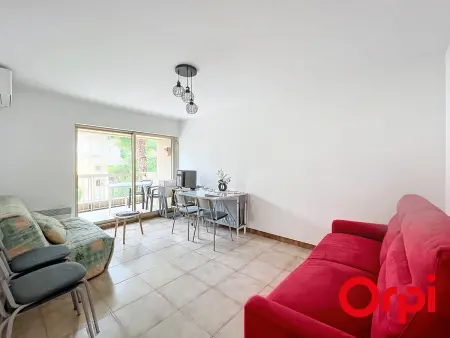 Spacieux 2 pièces avec piscine, terrasse et parking, proche plages et commodités - Menton Garavan - Photo 1