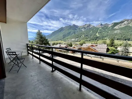 Charmant T2 rénové, balcon sud, proche commerces - Photo 7