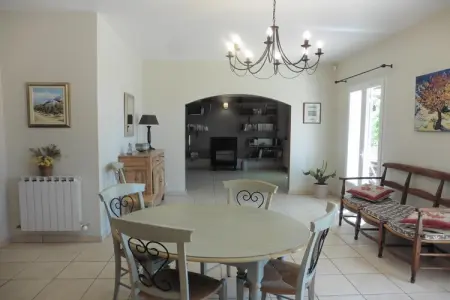 Ferienhaus in Villes-sur-Auzon, Jolie maison spacieuse avec piscine privée - Photo 4