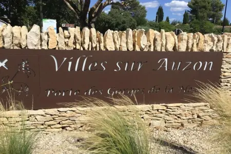Ferienhaus in Villes-sur-Auzon, Jolie maison spacieuse avec piscine privée - Photo 24