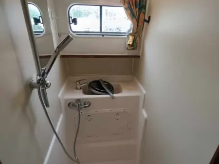 Séjour insolite sur bateau confortable à Pontailler-sur-Saône, idéal pour 8 pers, draps inclus - Photo 8