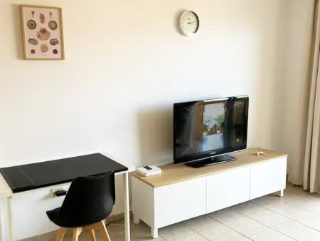 Appartement cosy avec piscine commune et wifi à 500m de la plage - Photo 18