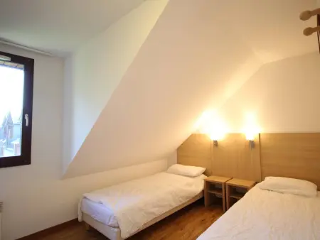 Appartement T3 à Luchon: Balcon, Parking, Proche Thermes & Centre, Bien Équipé - Photo 3