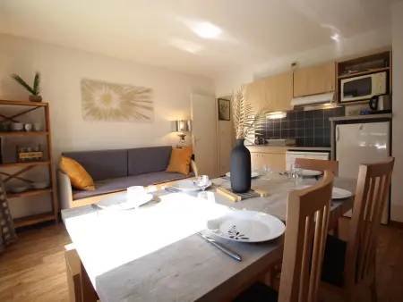 Appartement T3 à Luchon: Balcon, Parking, Proche Thermes & Centre, Bien Équipé - Photo 6