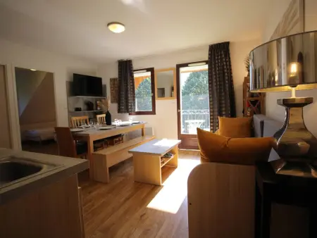 Appartement T3 à Luchon: Balcon, Parking, Proche Thermes & Centre, Bien Équipé - Photo 7