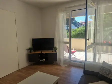 Appartement rénové à Seignosse : Plage et commerces à pied, terrasse et wifi inclus - Photo 11