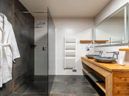 Chalet 5 étoiles avec sauna et bain nordique, proche des pistes, pour 12 personnes - Photo 10