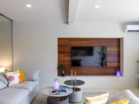 Luxe et Sérénité avec Piscine à Débordement - Photo 2