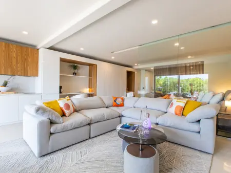 Luxe et Sérénité avec Piscine à Débordement - Photo 3