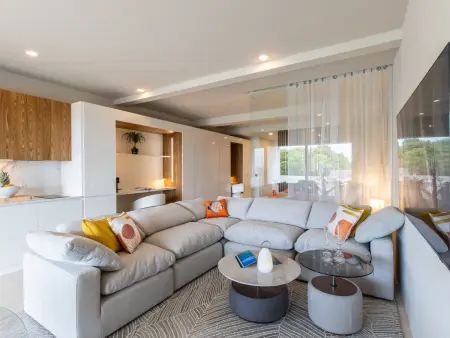 Luxe et Sérénité avec Piscine à Débordement - Photo 6