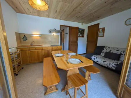 Appartement Calme au Centre de Beaufort - Balcon, Parking, Proche Commodités et Stations de Ski - Photo 1