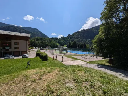 Appartement Calme au Centre de Beaufort - Balcon, Parking, Proche Commodités et Stations de Ski - Photo 11