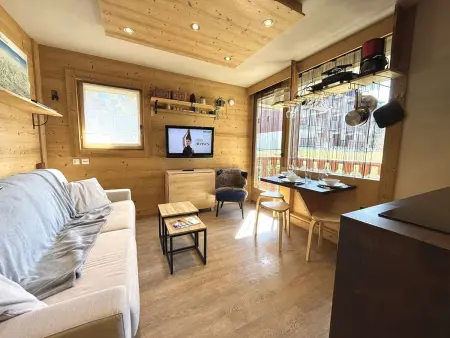 Charmant studio à 300m des pistes et commerces du Cernix - balcon, parking, casier à skis - Photo 1