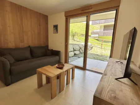 Appartement Neuf 3 Pièces avec Terrasse et Jardin, Proche Remontées Mécaniques, Parking Inclus - Photo 3