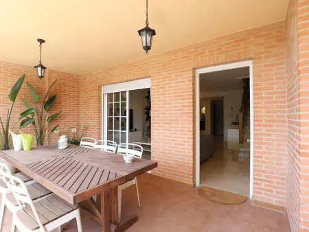 Superbe maison familiale pour 8 pers. avec terrasse, salles de jeux, près de plages méditerranéennes - Photo 8