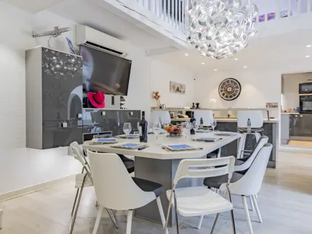 Villa du Soleil, Villa 12 personnes à Nîmes - Photo 2