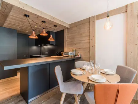 Appartement chaleureux 4 pers, Courchevel Centre, à 2 pas des pistes, parking, SPA inclus - Photo 5