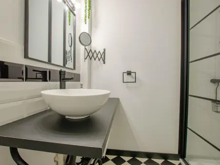 Maison de charme avec piscine privée, jardin, proche de Troyes, 10 couchages, idéale familles - Photo 13