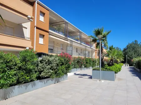 Canet-en-Roussillon: T3 moderne, RDC, 4 pers, piscine, garage, proche mer - Photo 1