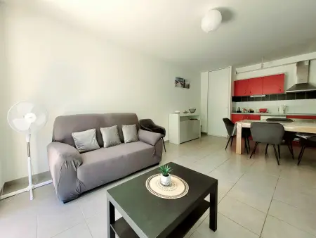 Canet-en-Roussillon: T3 moderne, RDC, 4 pers, piscine, garage, proche mer - Photo 5