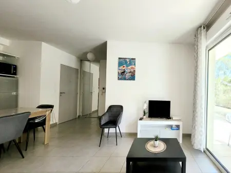 Canet-en-Roussillon: T3 moderne, RDC, 4 pers, piscine, garage, proche mer - Photo 14