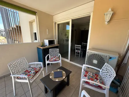 Appt 2 pièces avec terrasse, clim, piscine, parking à Port Camargue - Photo 1
