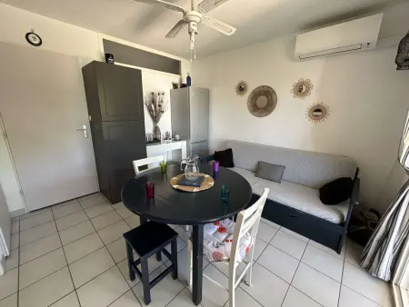 Appt 2 pièces avec terrasse, clim, piscine, parking à Port Camargue - Photo 3