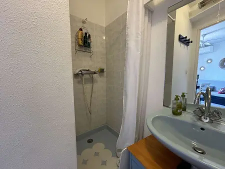Appt 2 pièces avec terrasse, clim, piscine, parking à Port Camargue - Photo 15