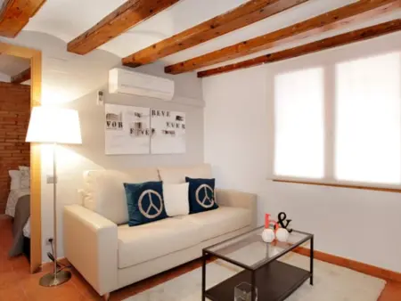 Appartement Familial Central à Barcelone - Charme Authentique, Confort Moderne - Photo 2
