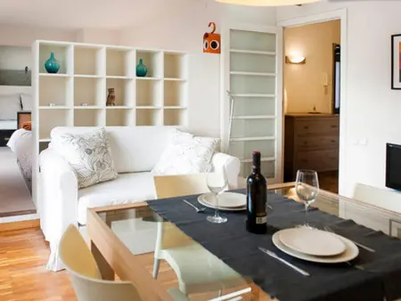 Appartement avec terrasse privée et Wifi en plein cœur de Barcelone - Photo 2