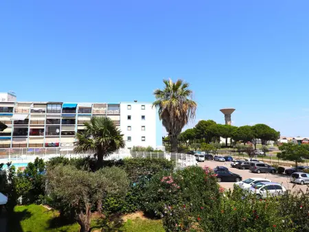 Appartement 2 pièces avec piscines, proche plage et commerces, parking privé, clim, idéal famille - Photo 9