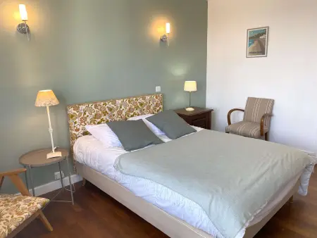 Maison à 550m de la plage avec jardin, balcon et Wi-Fi à Perros-Guirec - Photo 12