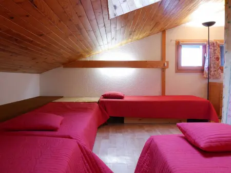 Appartement cosy à Montchavin, rénové, 5 pers, balcon, proche commerces et pistes, parking gratuit - Photo 3