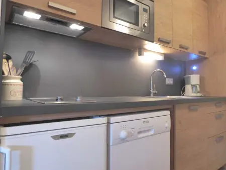 Appartement cosy à Montchavin, rénové, 5 pers, balcon, proche commerces et pistes, parking gratuit - Photo 5